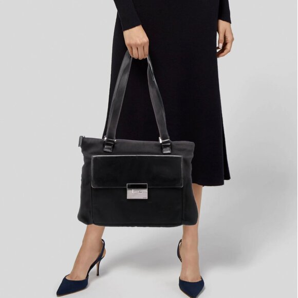 GUCCI Vintage Black Nylon ShoulderTote Bag G Buckle Circa 1990s COA - Picture 7 of 17